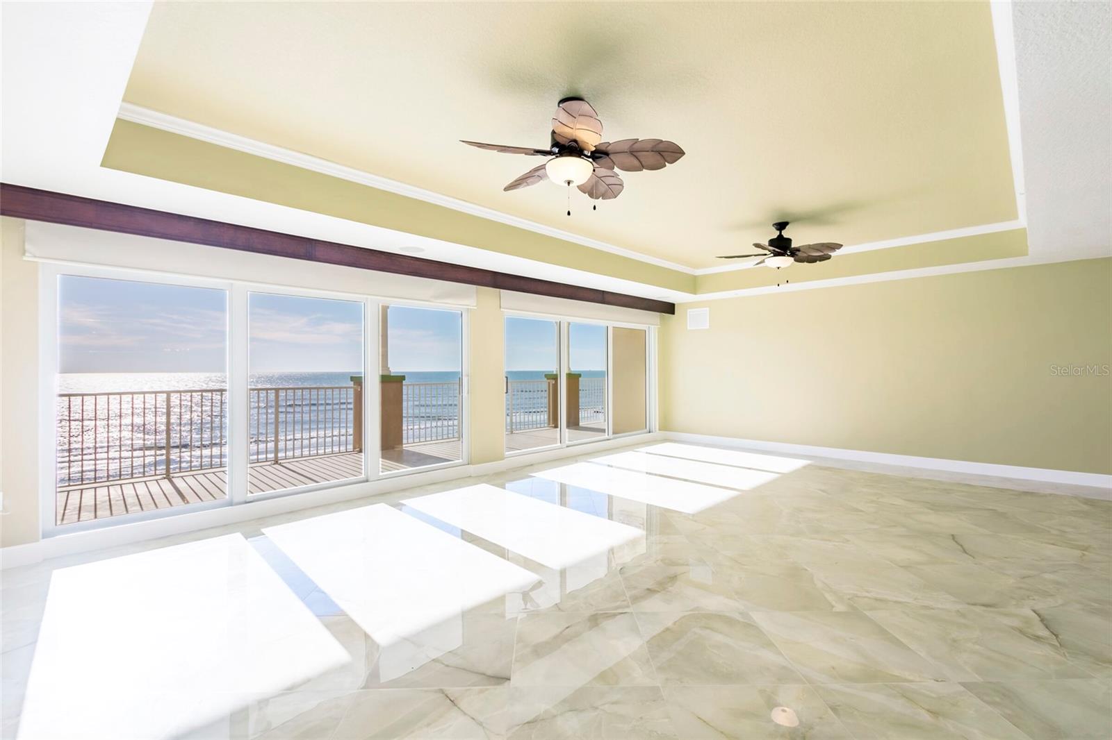 BEACH CLUB OF MADEIRA CONDO - Residential