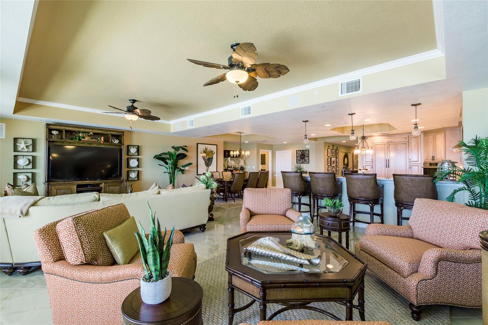 BEACH CLUB OF MADEIRA CONDO - Residential