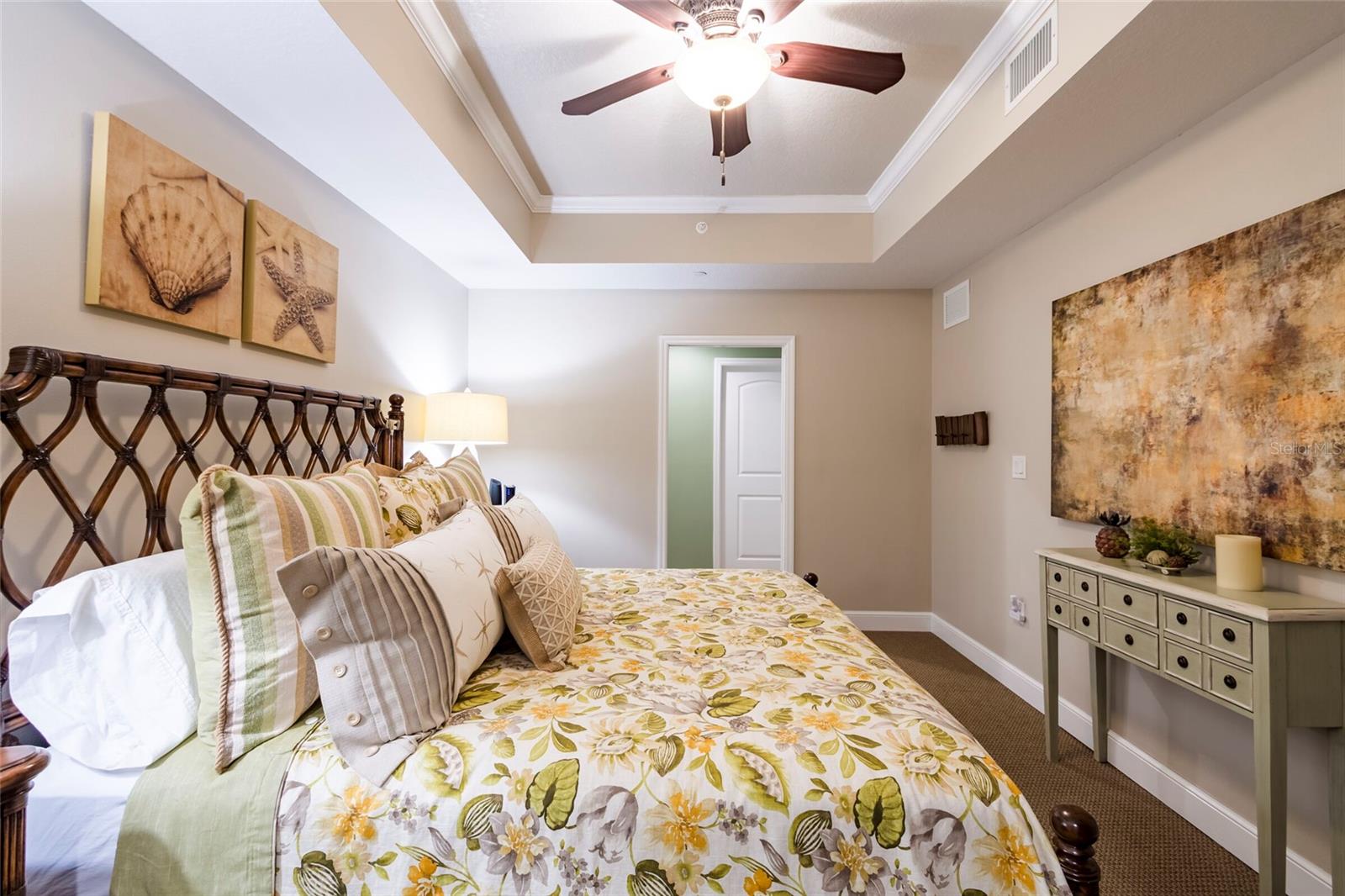 BEACH CLUB OF MADEIRA CONDO - Residential