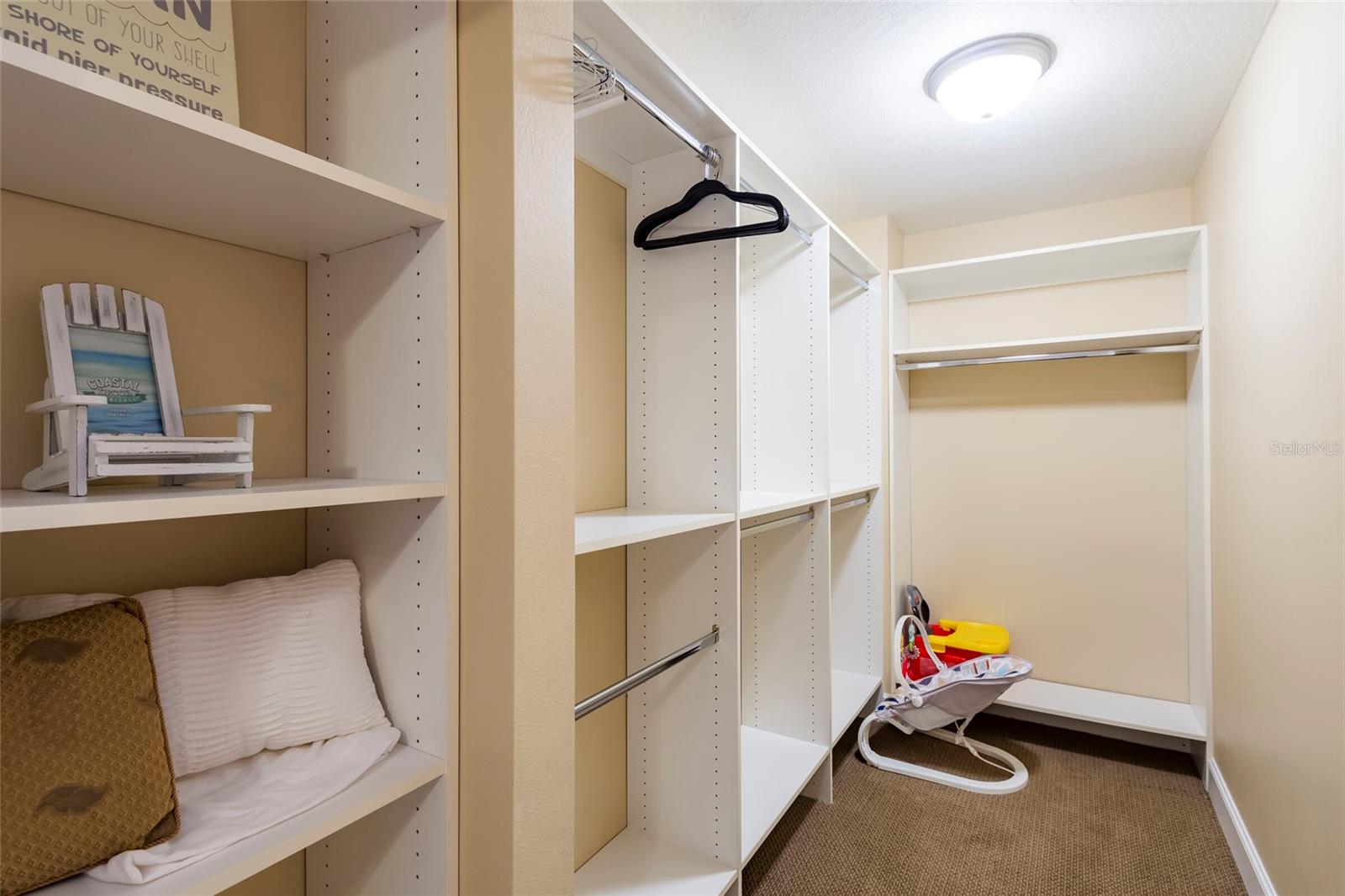 BEACH CLUB OF MADEIRA CONDO - Residential