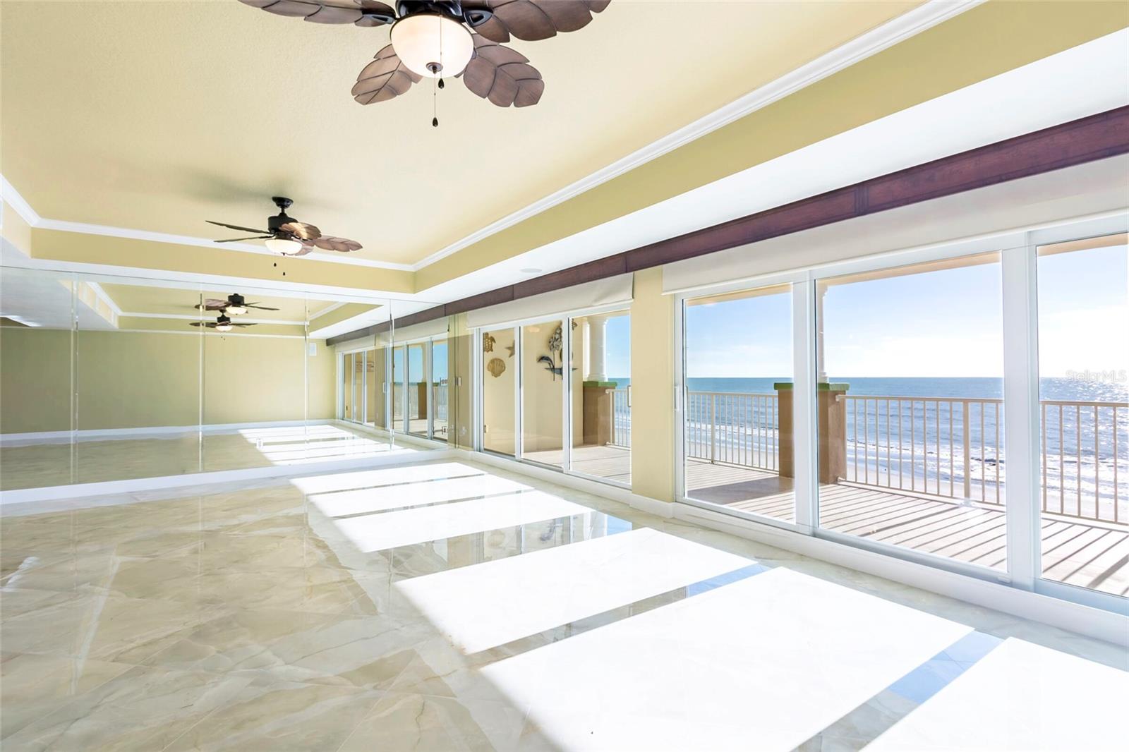 BEACH CLUB OF MADEIRA CONDO - Residential