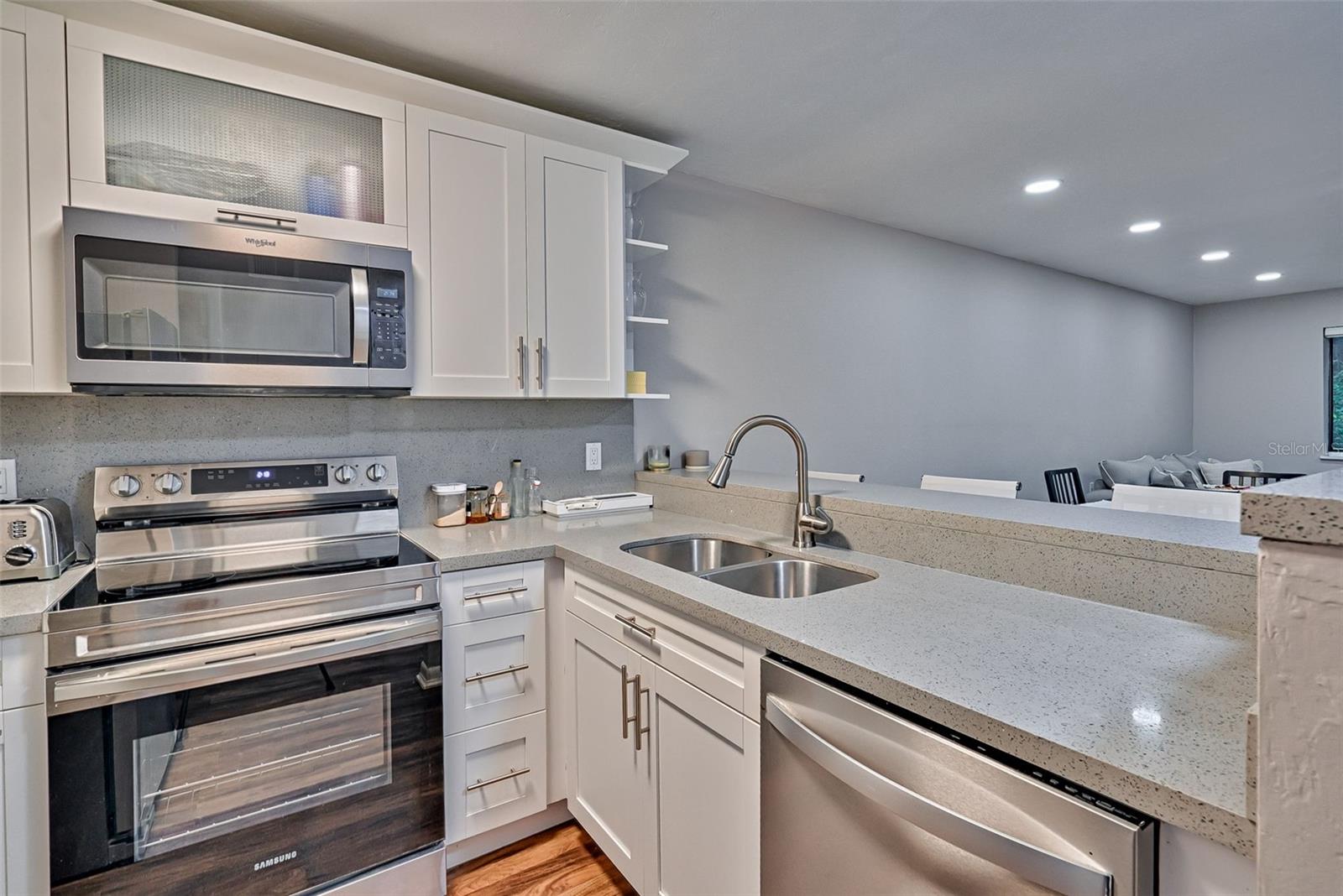 TREEHOUSE VILLAGE - Residential