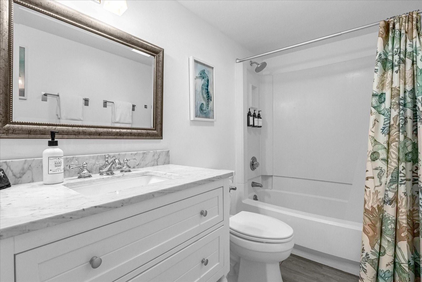 HORIZONS CONDO - Residential