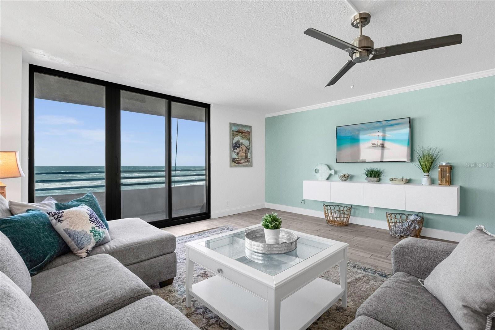 HORIZONS CONDO - Residential