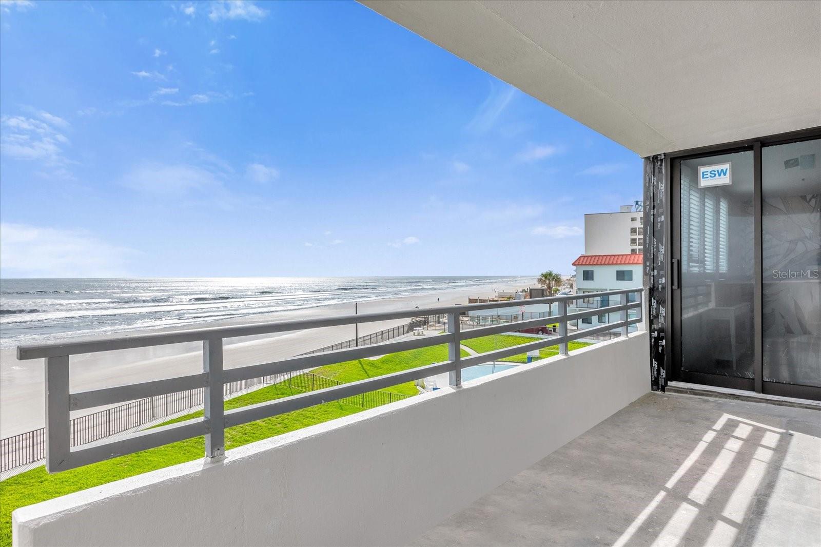 HORIZONS CONDO - Residential