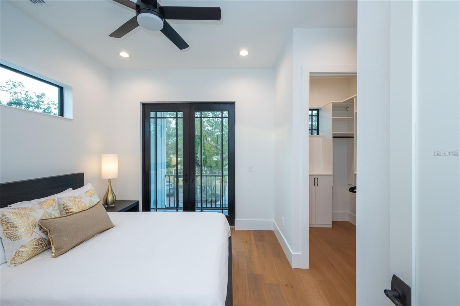 RUSTIC LODGE - Residential