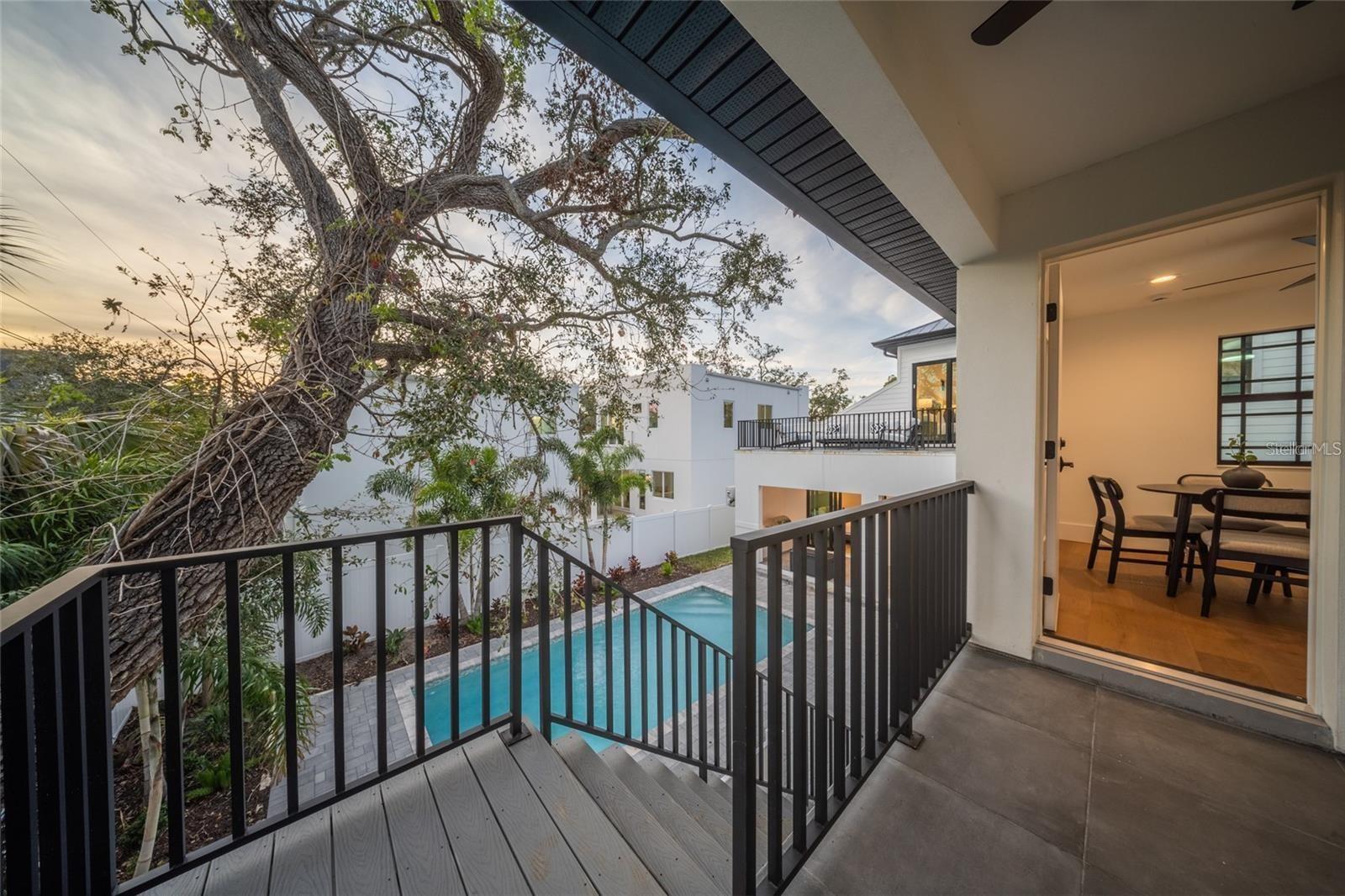 RUSTIC LODGE - Residential