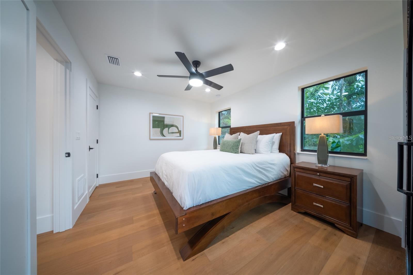 RUSTIC LODGE - Residential