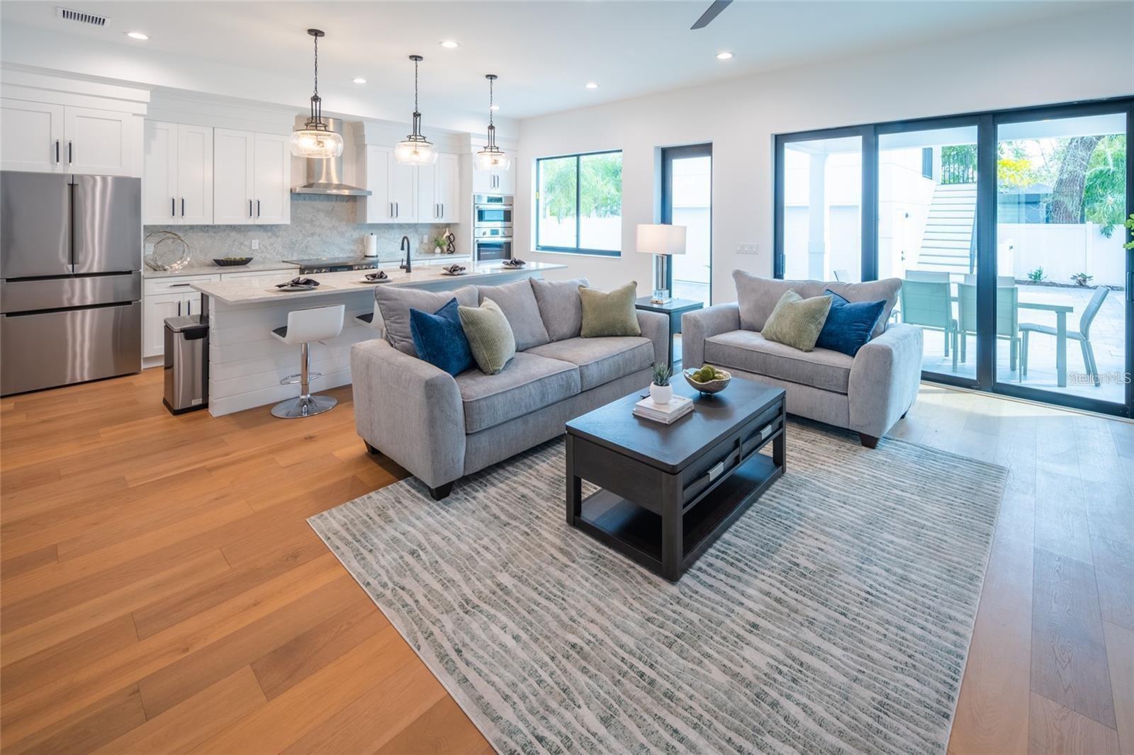 RUSTIC LODGE - Residential