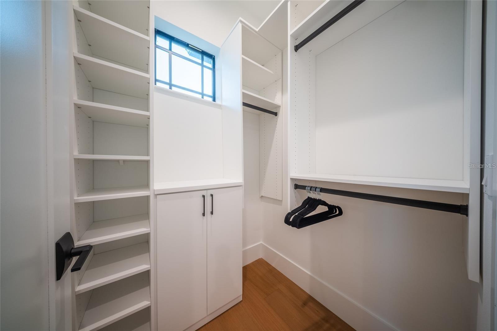 RUSTIC LODGE - Residential