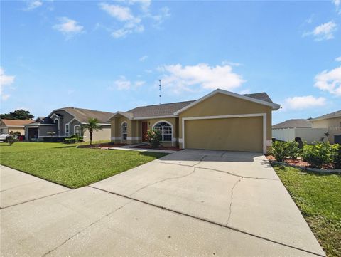 A home in LAKELAND