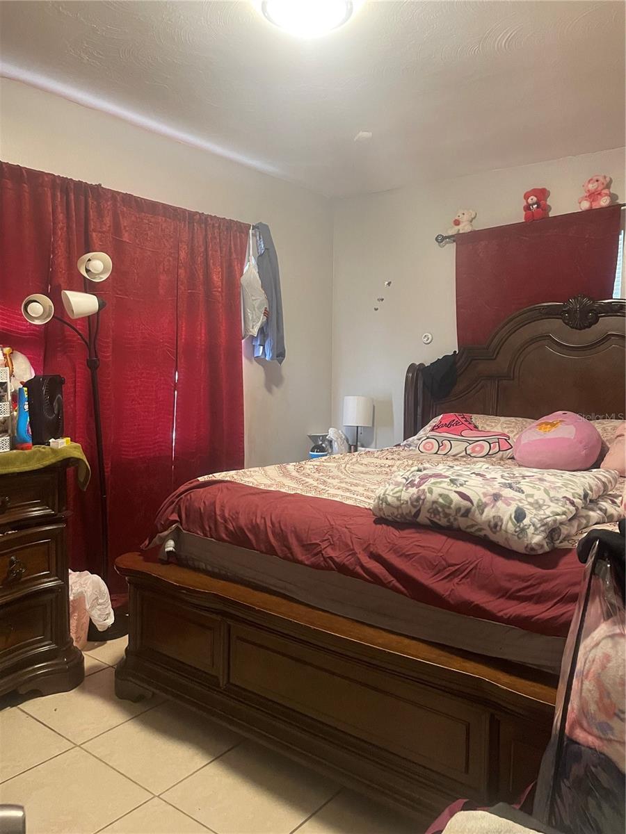 LINCOLN HEIGHTS CONTINUED - Residential