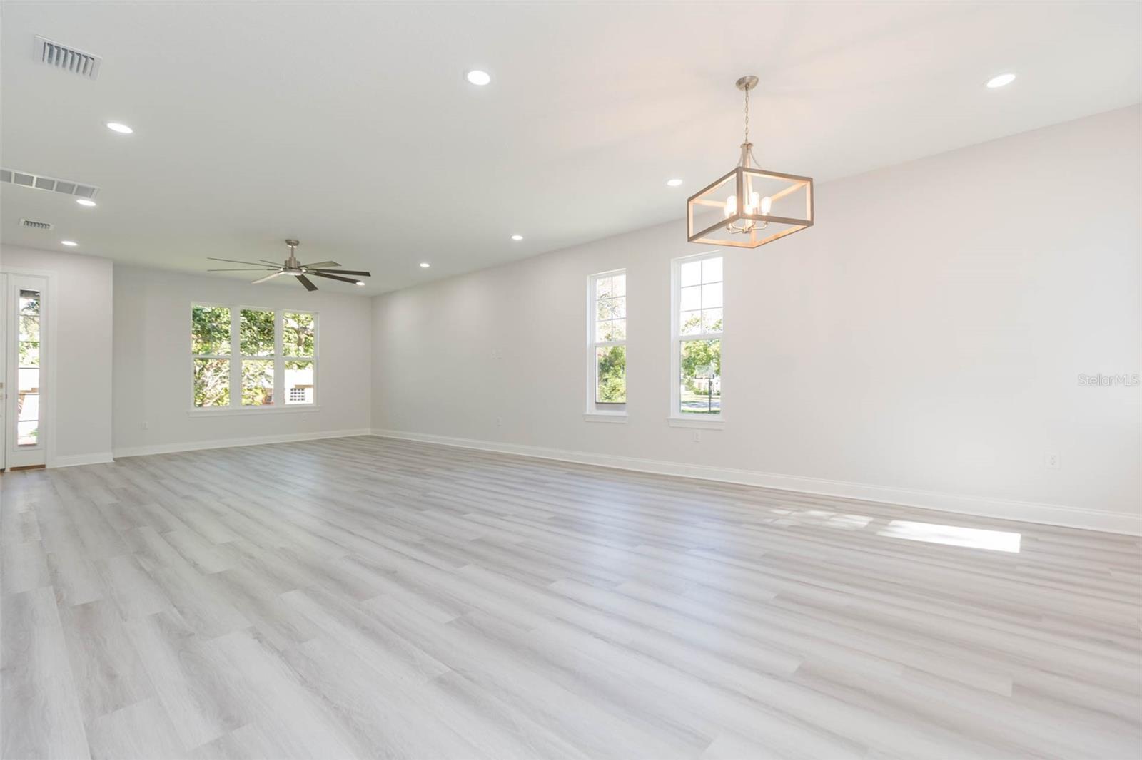 ANITA SUB - Residential