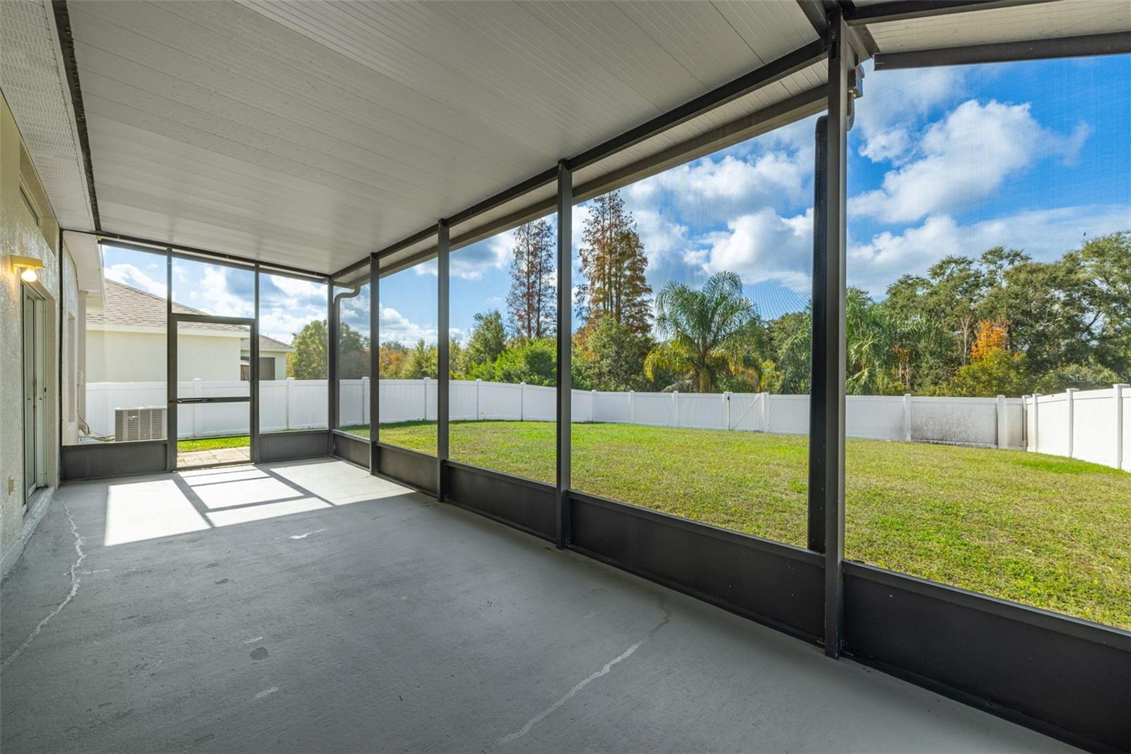 SOUTH POINTE PH 9 - Residential