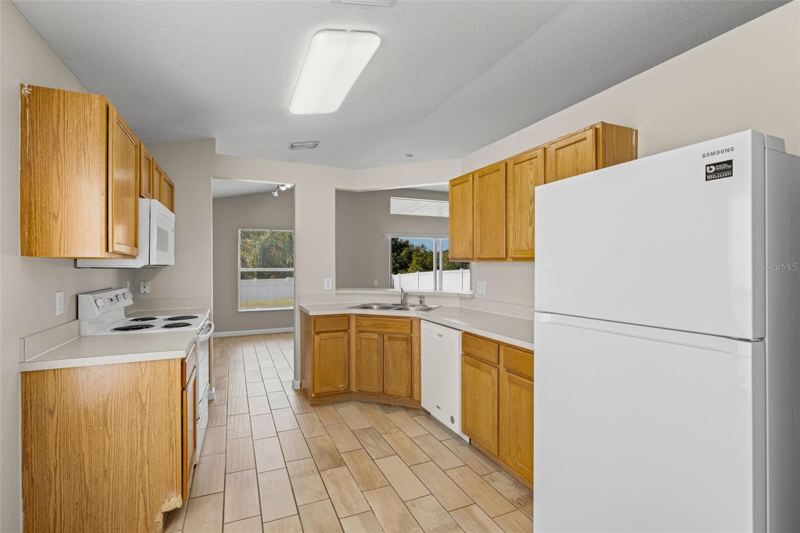 SOUTH POINTE PH 9 - Residential