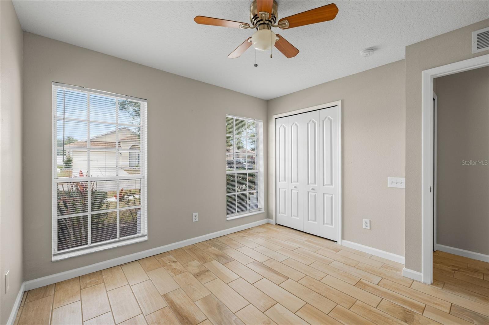 SOUTH POINTE PH 9 - Residential