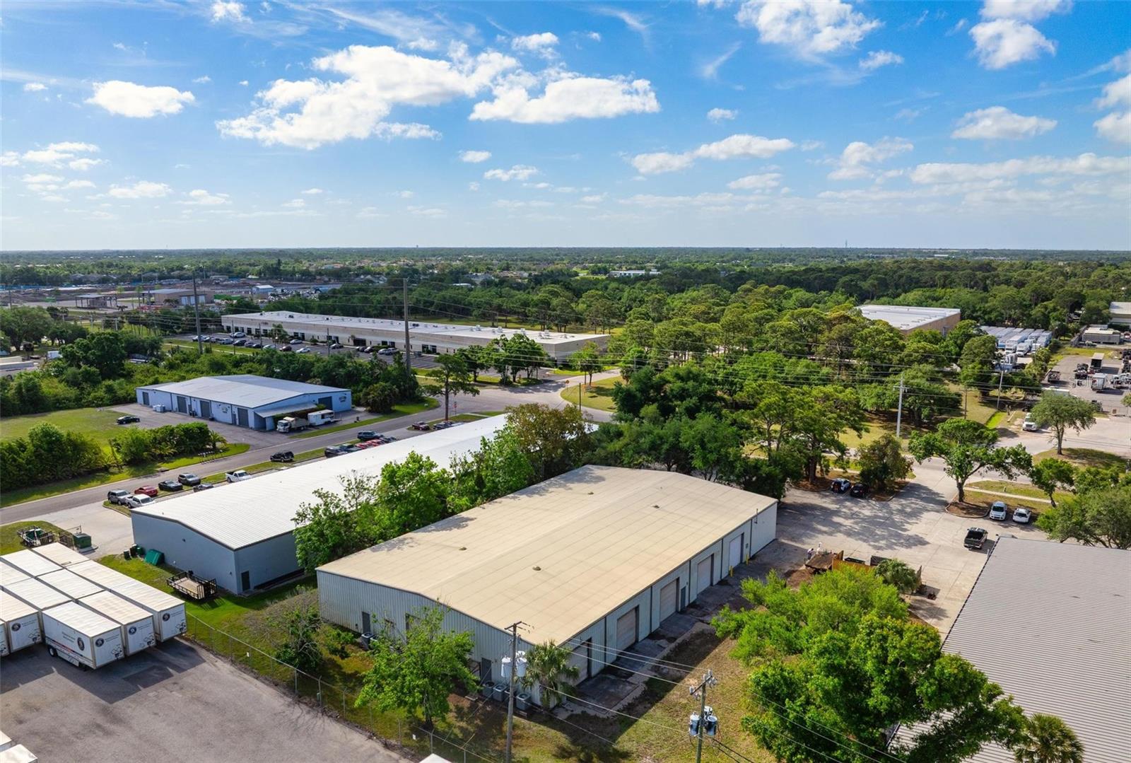 ONECO PARK - Commercial Sale