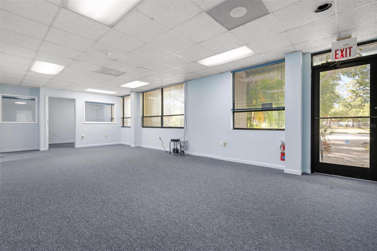 ONECO PARK - Commercial Sale