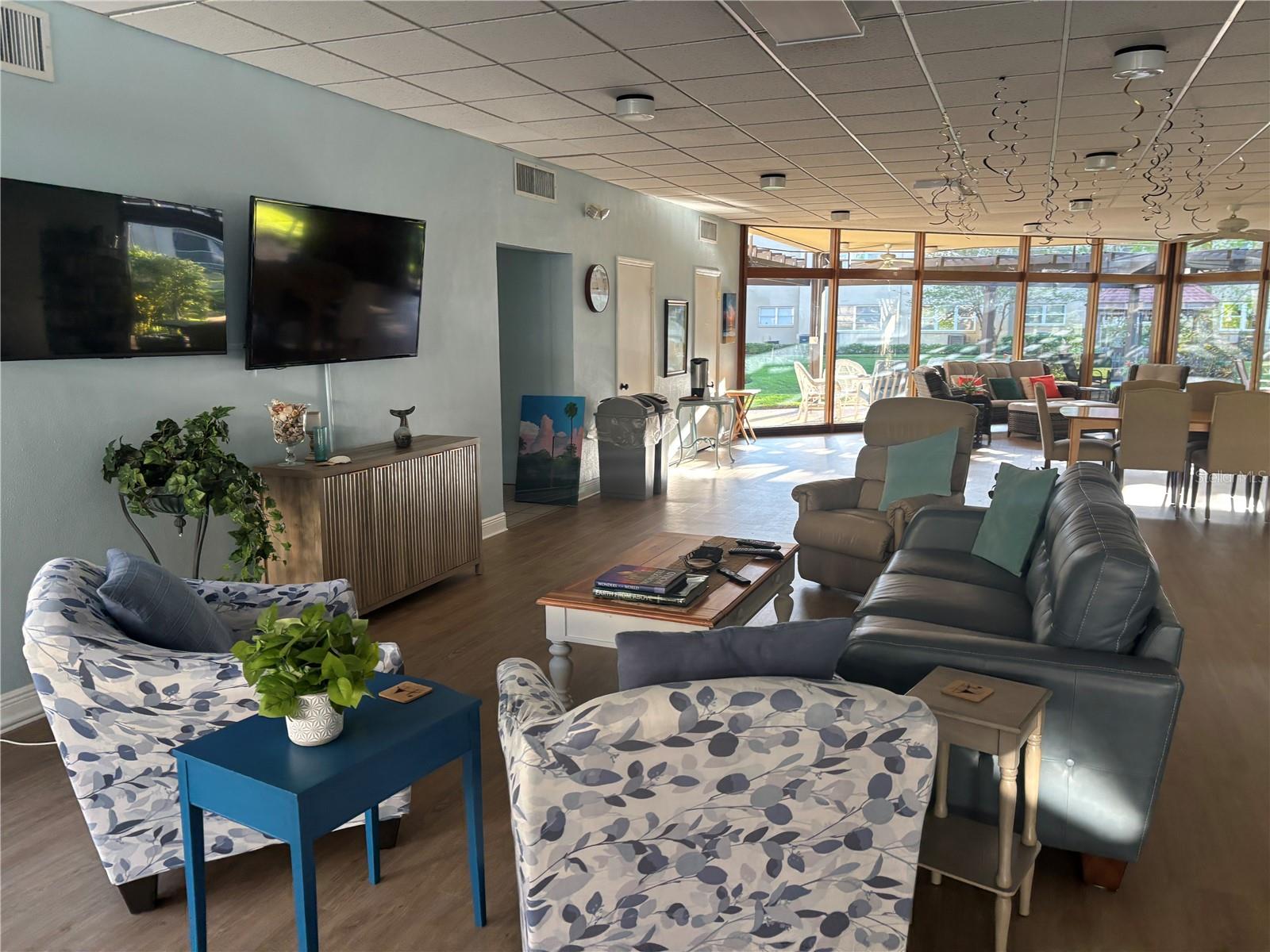 SUNSHINE TERRACE CONDO - Residential