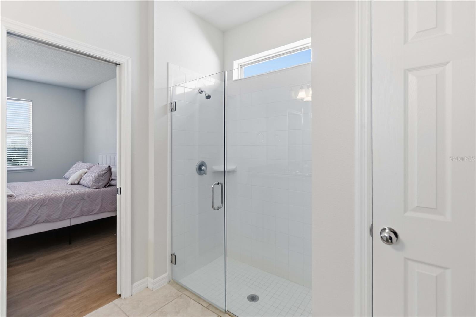 SERENOA VILLAGE 1 PHASE 1A-1 - Residential Lease