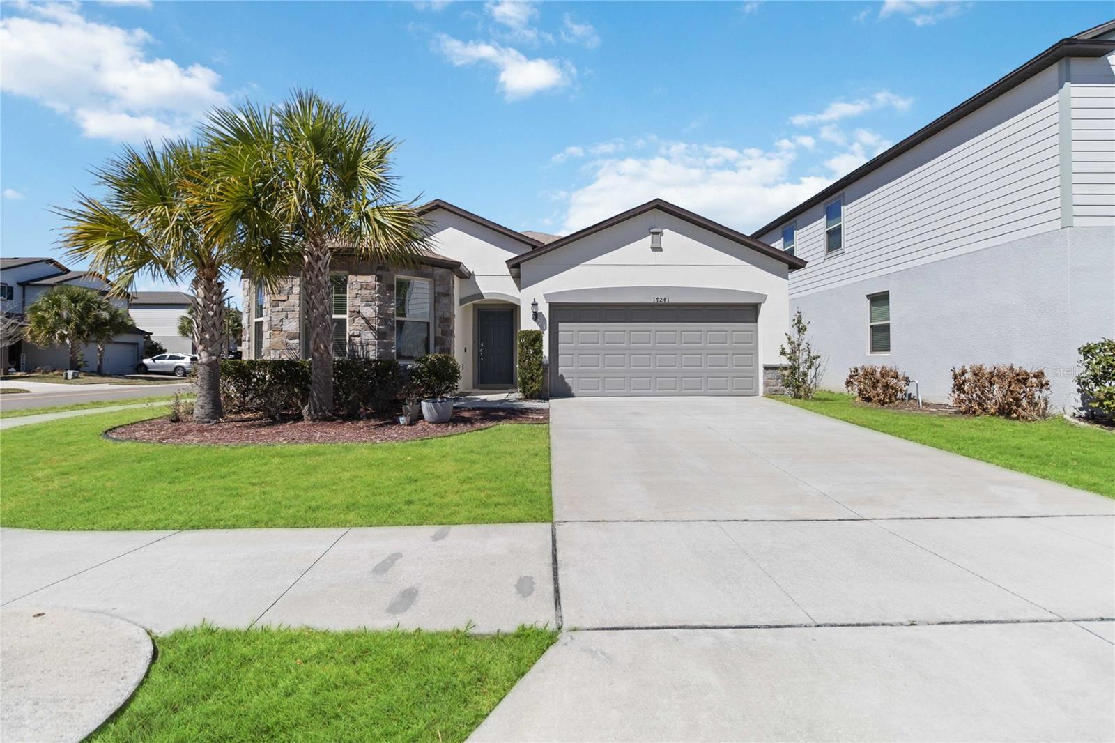 SERENOA VILLAGE 1 PHASE 1A-1 - Residential Lease