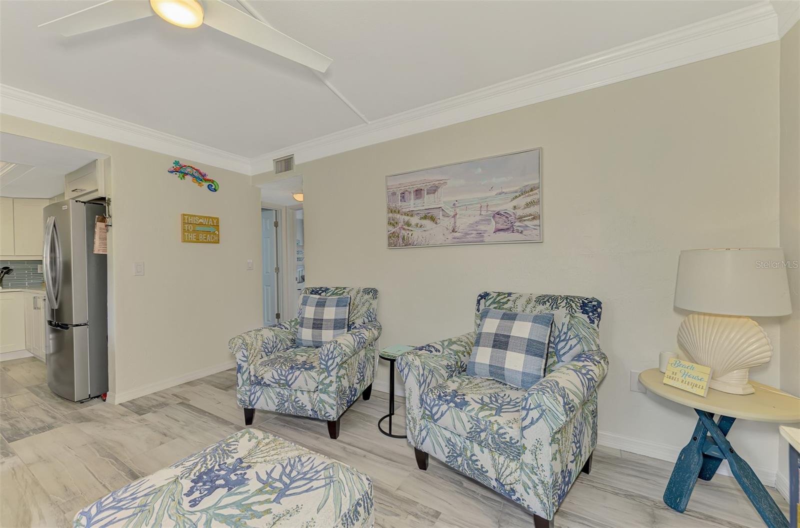 TWIN BANYAN - Residential Lease