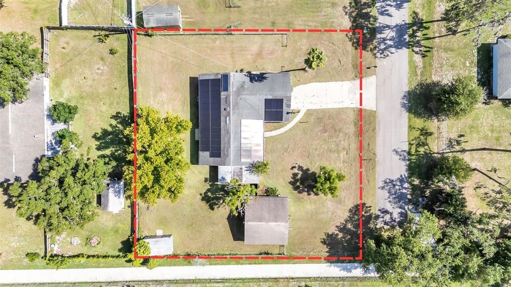 Photo of 5060 Starling Drive, Mulberry, FL 33860 (MLS # L4963151)
