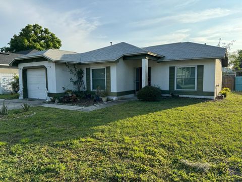 Single Family Residence in LAKELAND FL 6827 PALOMINO DRIVE.jpg