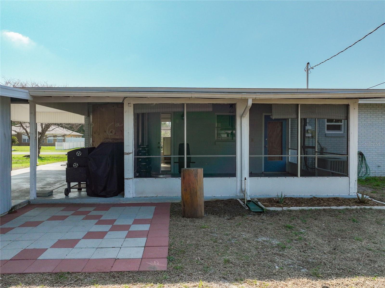 DELTONA LAKES UNIT 07 - Residential