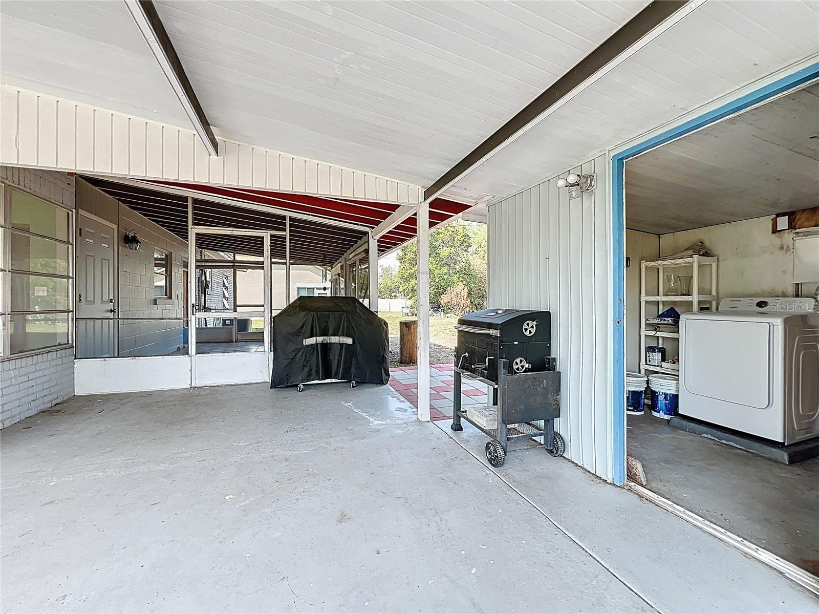 DELTONA LAKES UNIT 07 - Residential