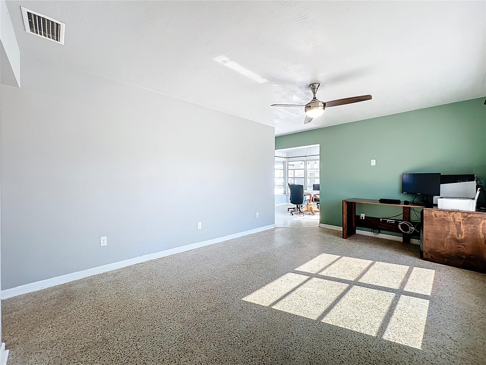 DELTONA LAKES UNIT 07 - Residential