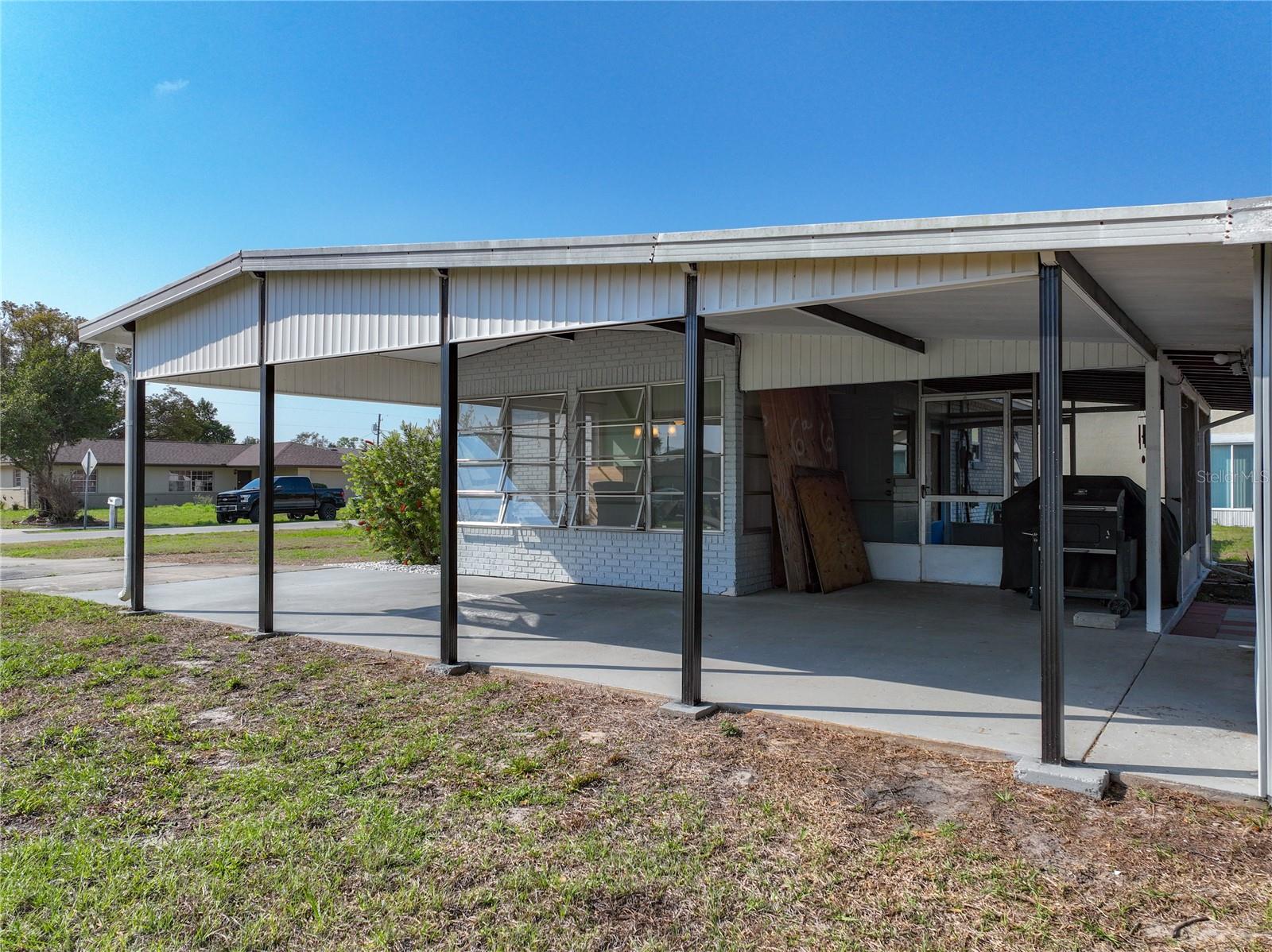 DELTONA LAKES UNIT 07 - Residential