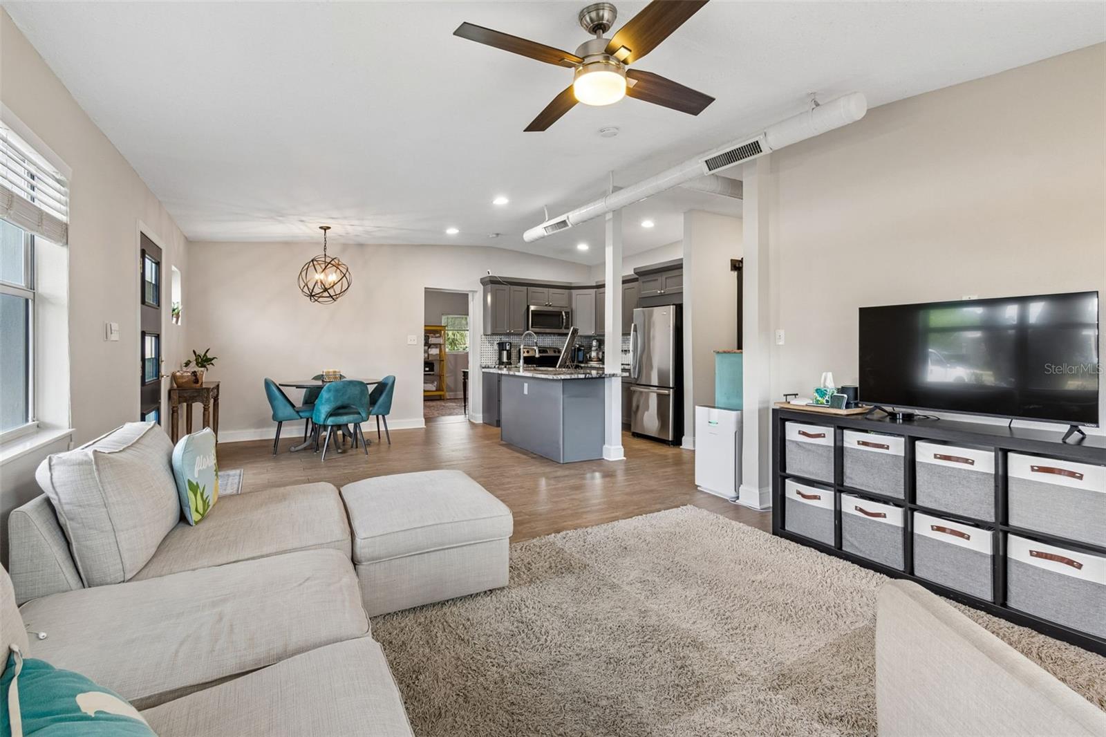 BAYHILL ESTATES 2ND ADD - Residential
