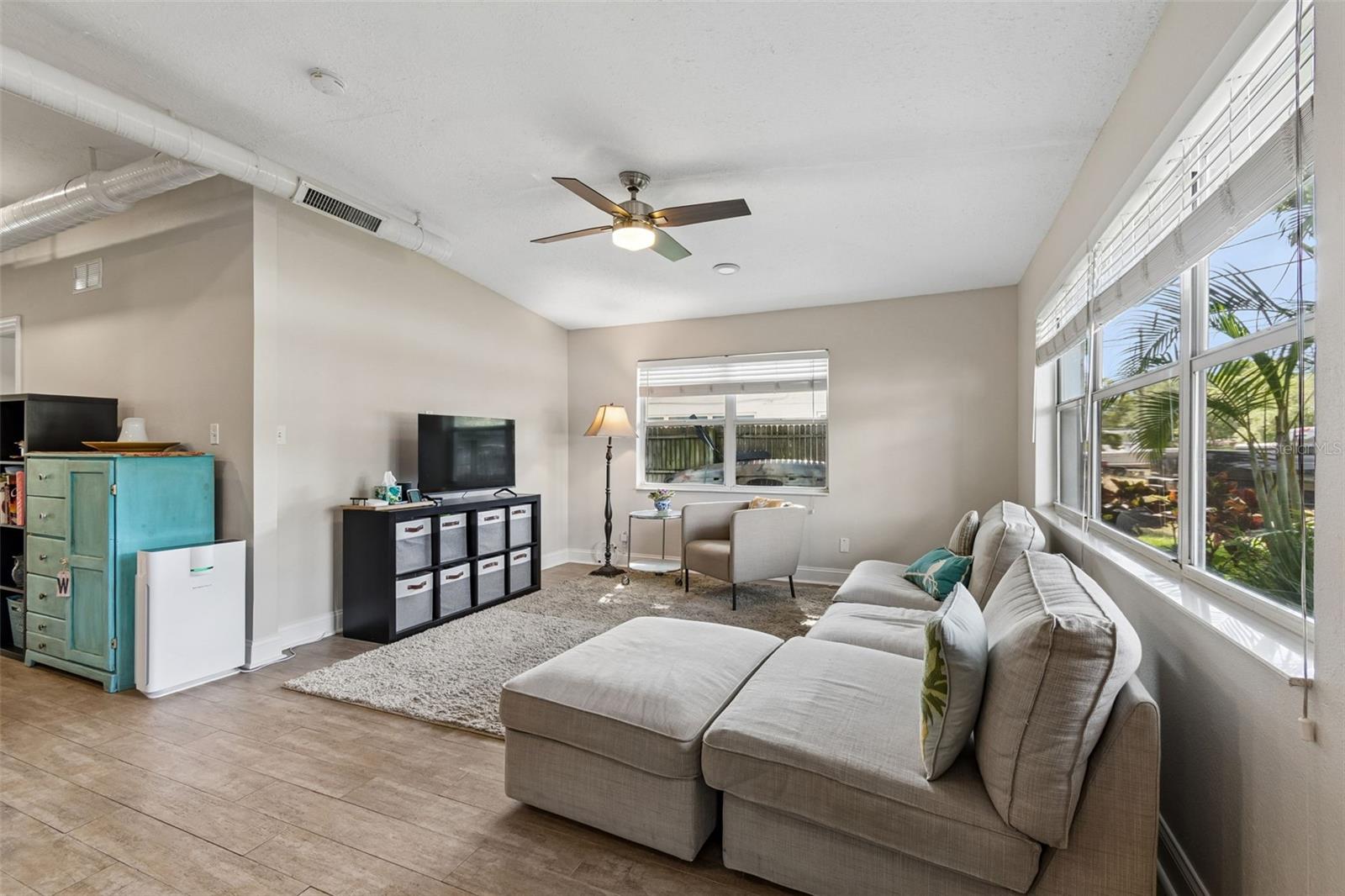 BAYHILL ESTATES 2ND ADD - Residential