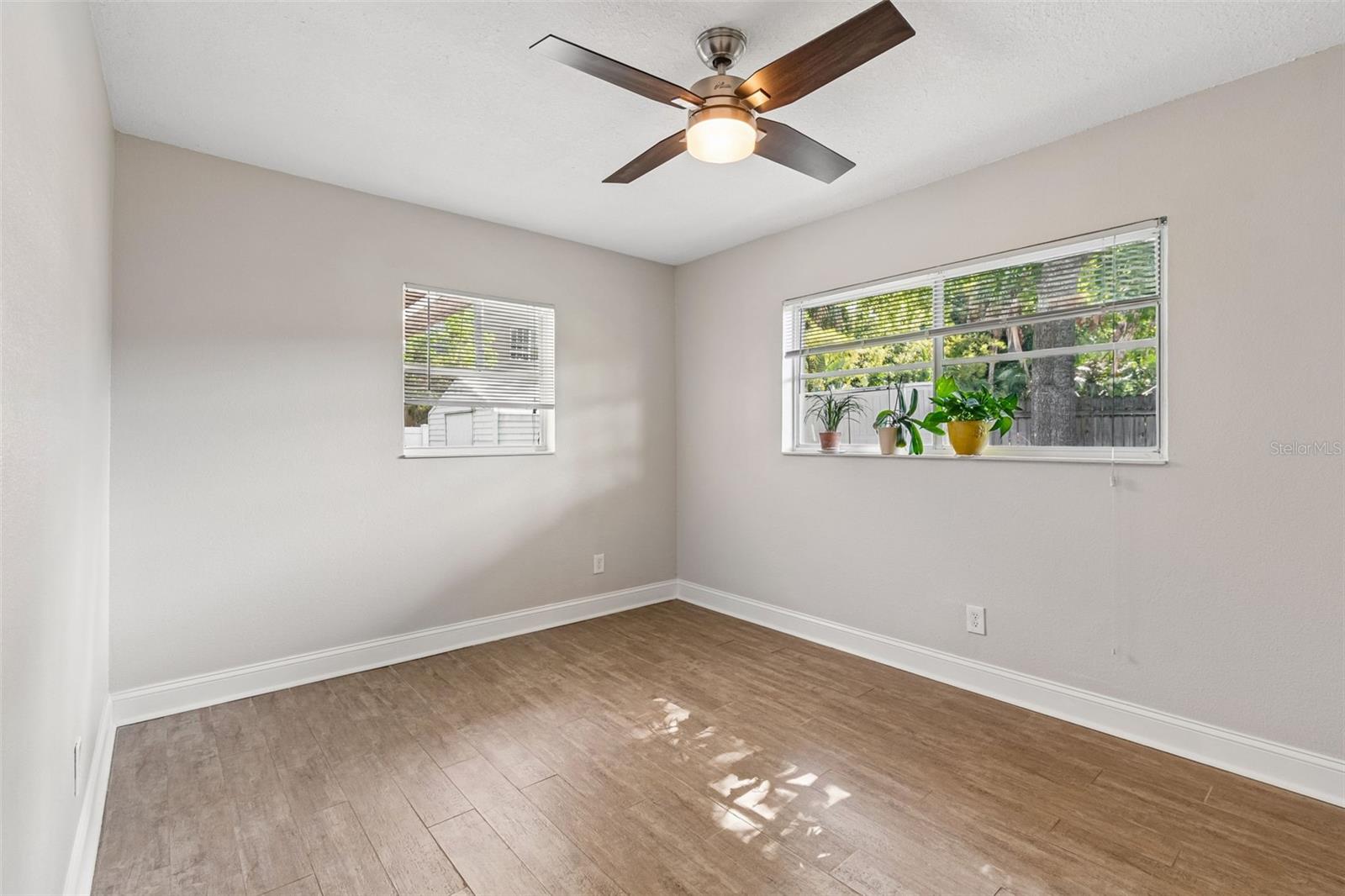 BAYHILL ESTATES 2ND ADD - Residential