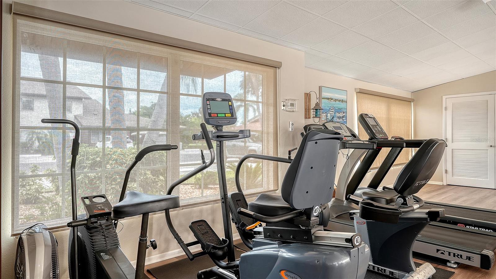 COUNTRY VILLAGE SECTION 4 - Residential