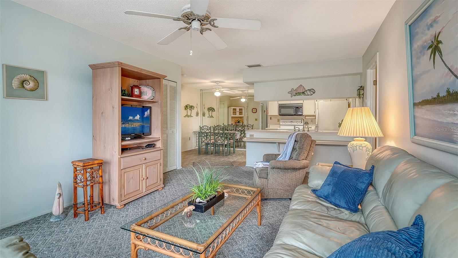 COUNTRY VILLAGE SECTION 4 - Residential