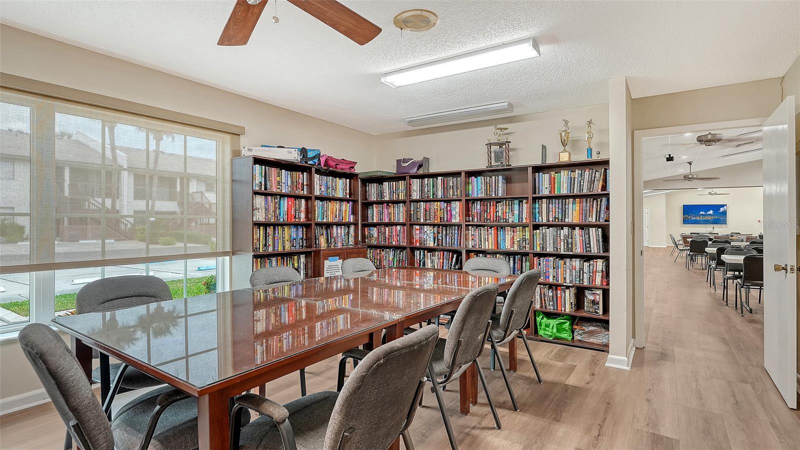 COUNTRY VILLAGE SECTION 4 - Residential