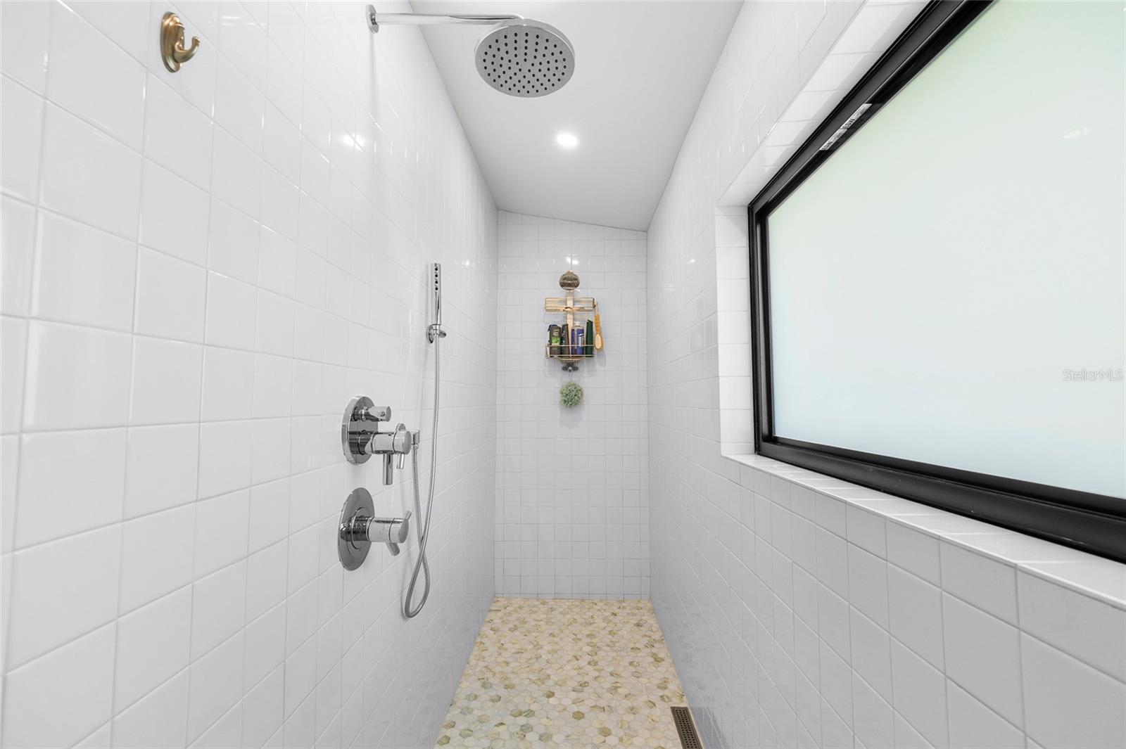 CAPE HAZE - Residential