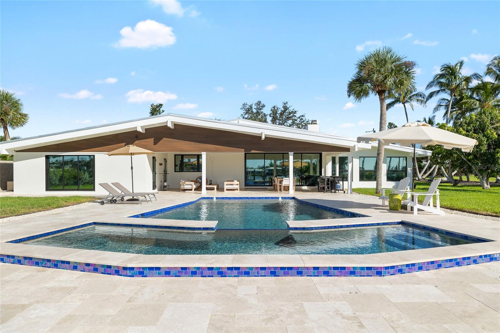 CAPE HAZE - Residential