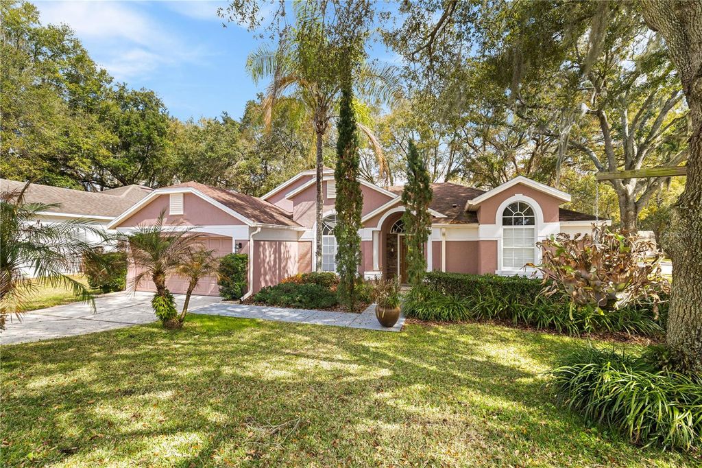 Photo of 2102 Applegate Drive, Ocoee, FL 34761 (MLS # O6385573)
