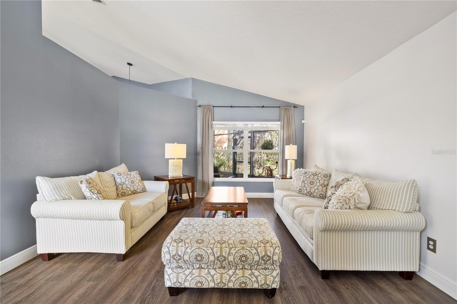 REMINGTON OAKS PH 1 - Residential