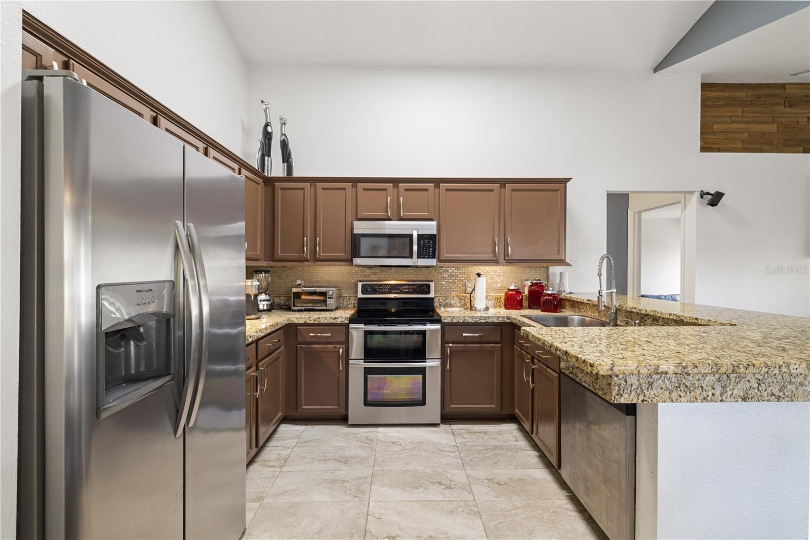 REMINGTON OAKS PH 1 - Residential