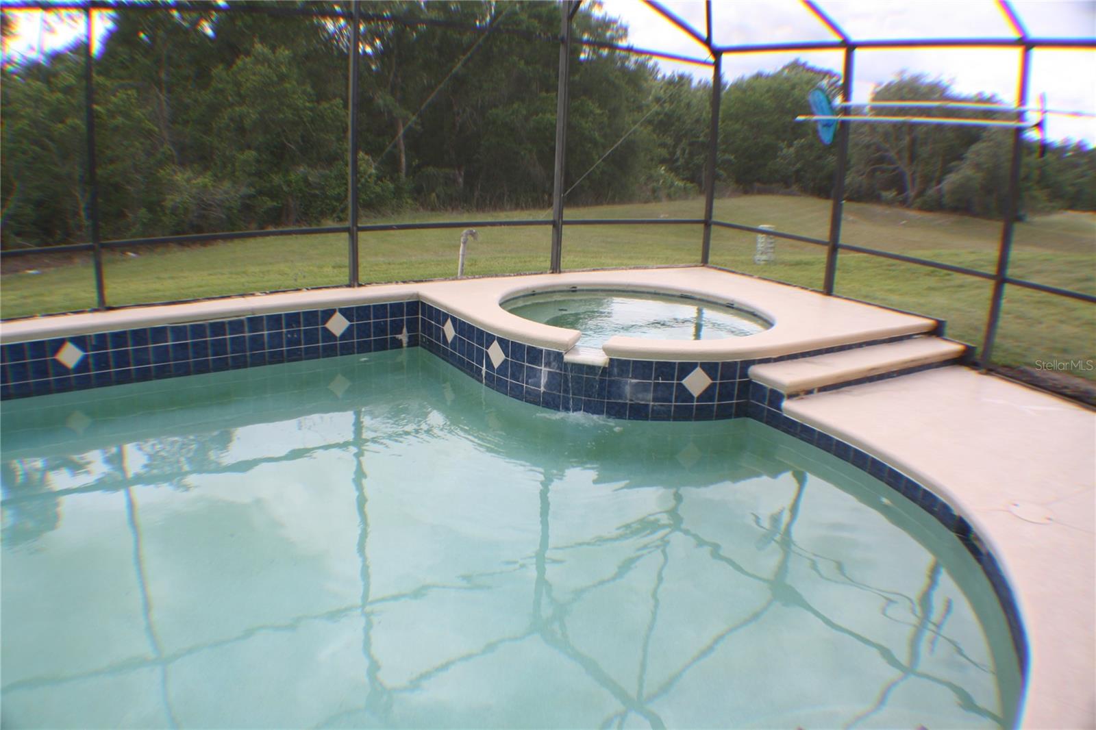 EMERALD - Residential