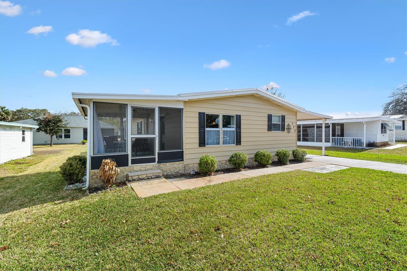 724 ROYAL PALM AVENUE