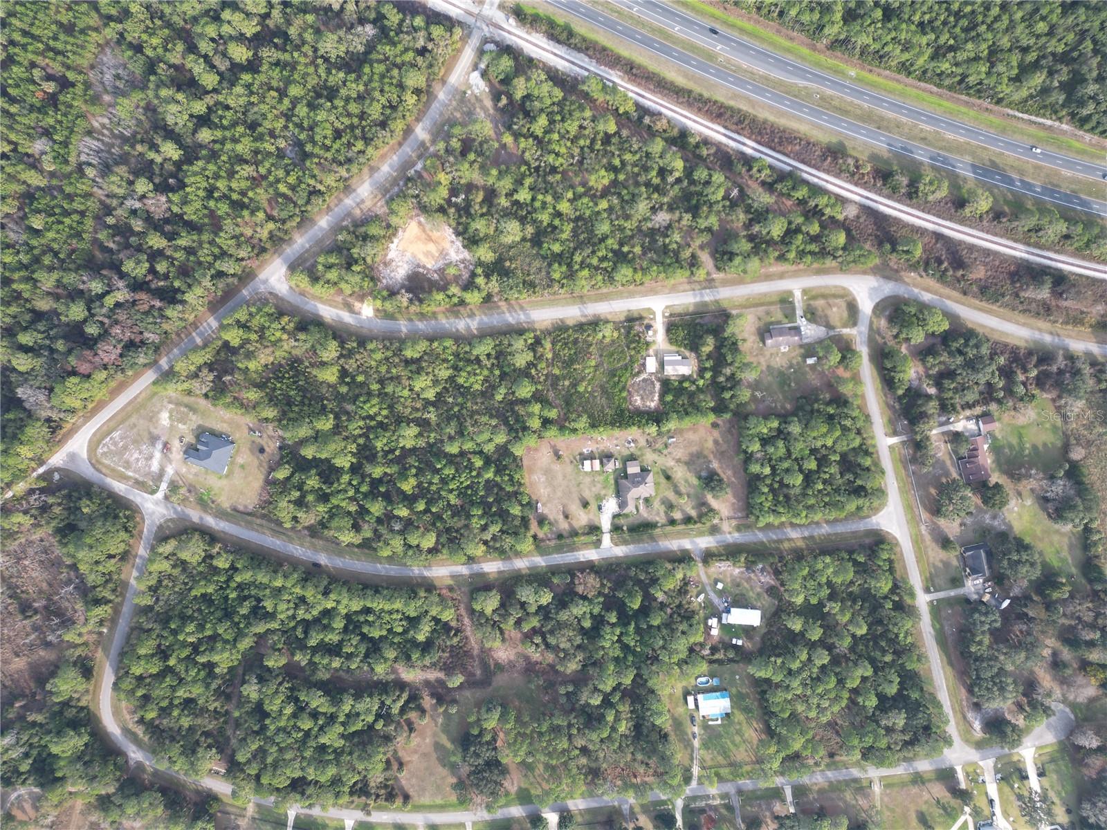 LAKE LOCHLOOSE SHORES - Land