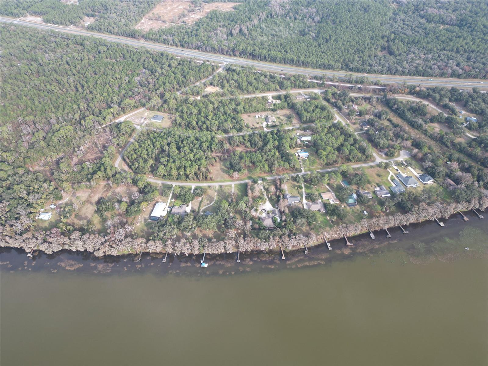 LAKE LOCHLOOSE SHORES - Land