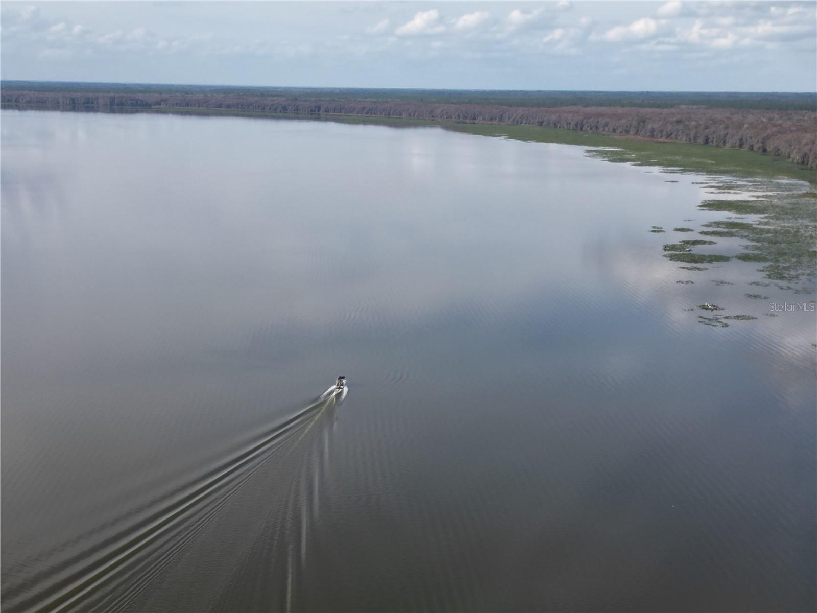 LAKE LOCHLOOSE SHORES - Land