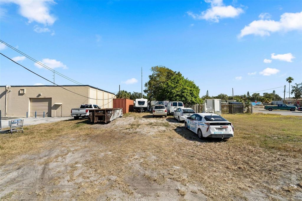 Photo of 1539 S Michigan Avenue, Clearwater, FL 33756 (MLS # TB8448809)