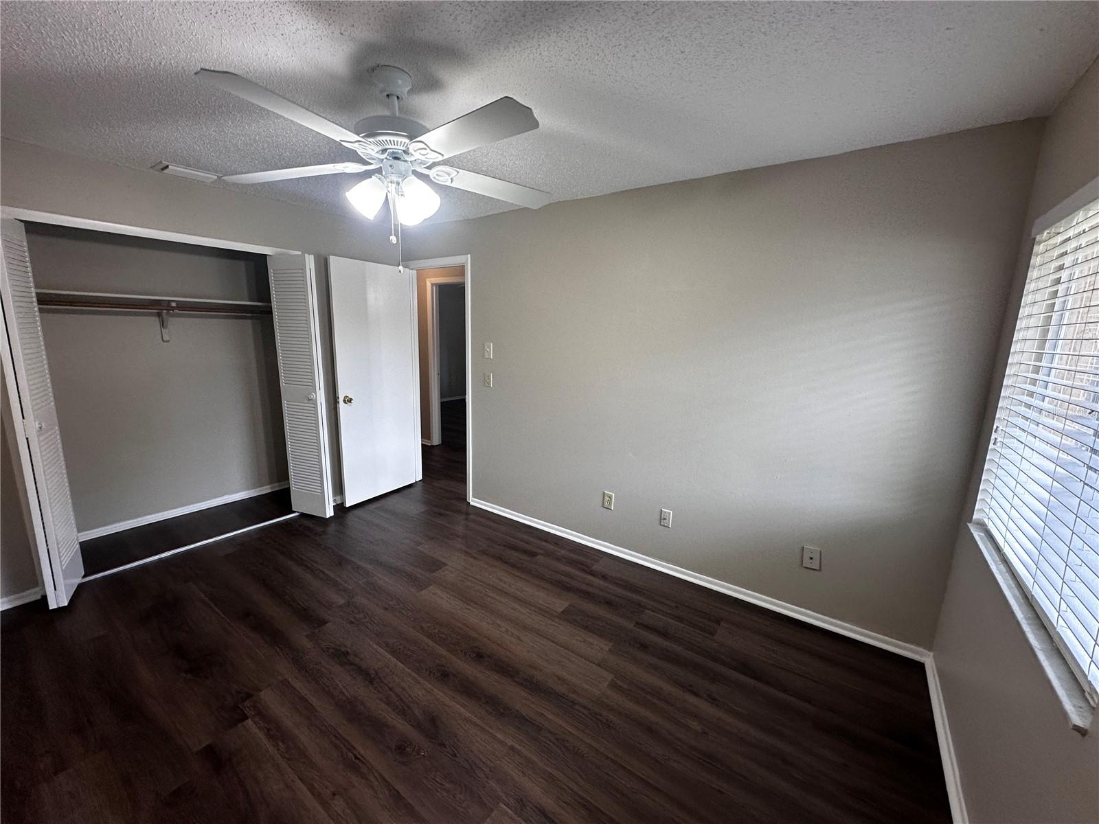 STERLING PARK UNIT 03 - Residential Lease